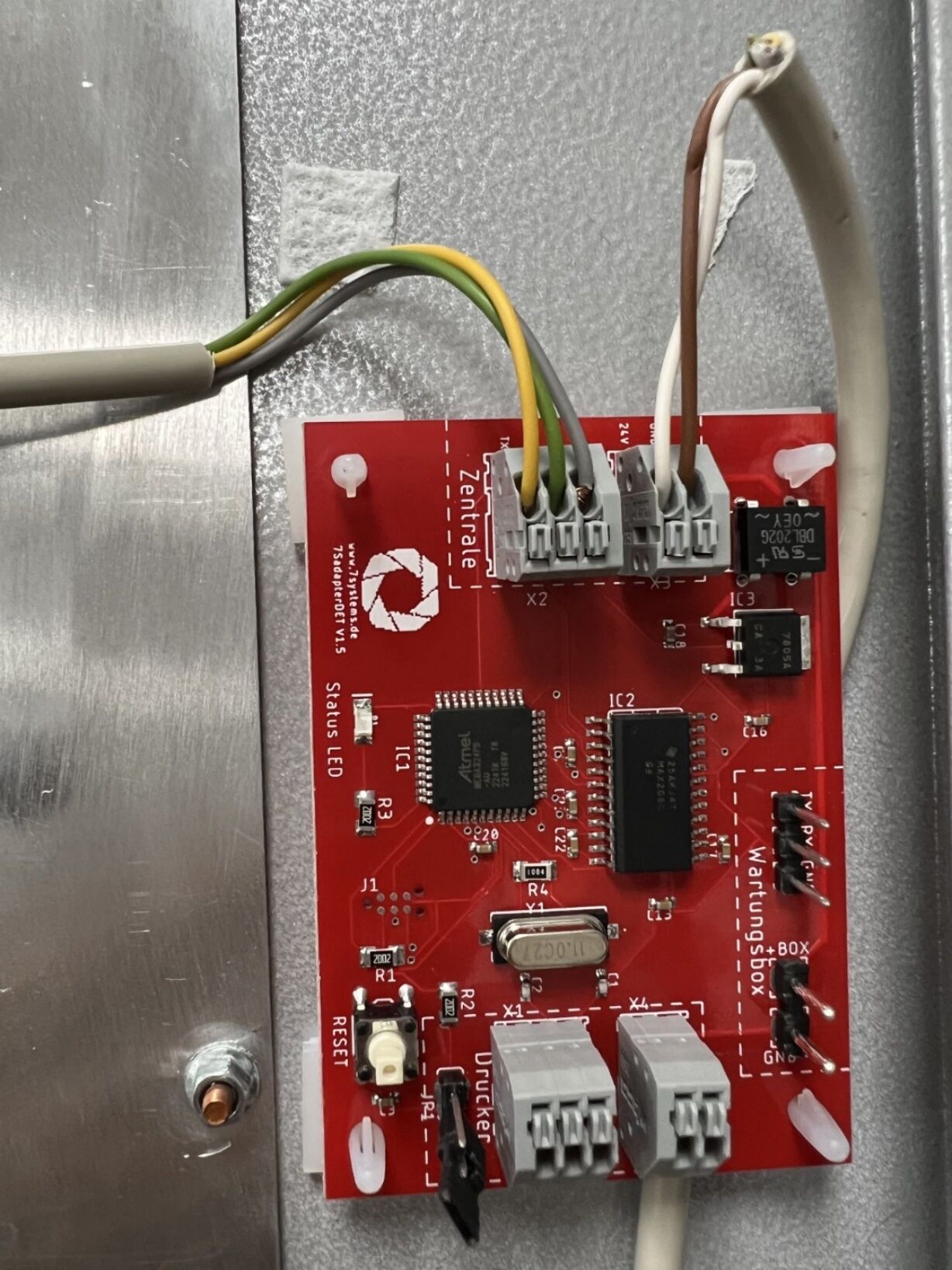 Adapter DC3500 mit 3D Druck Kästchen zum Schutz Rückseite
