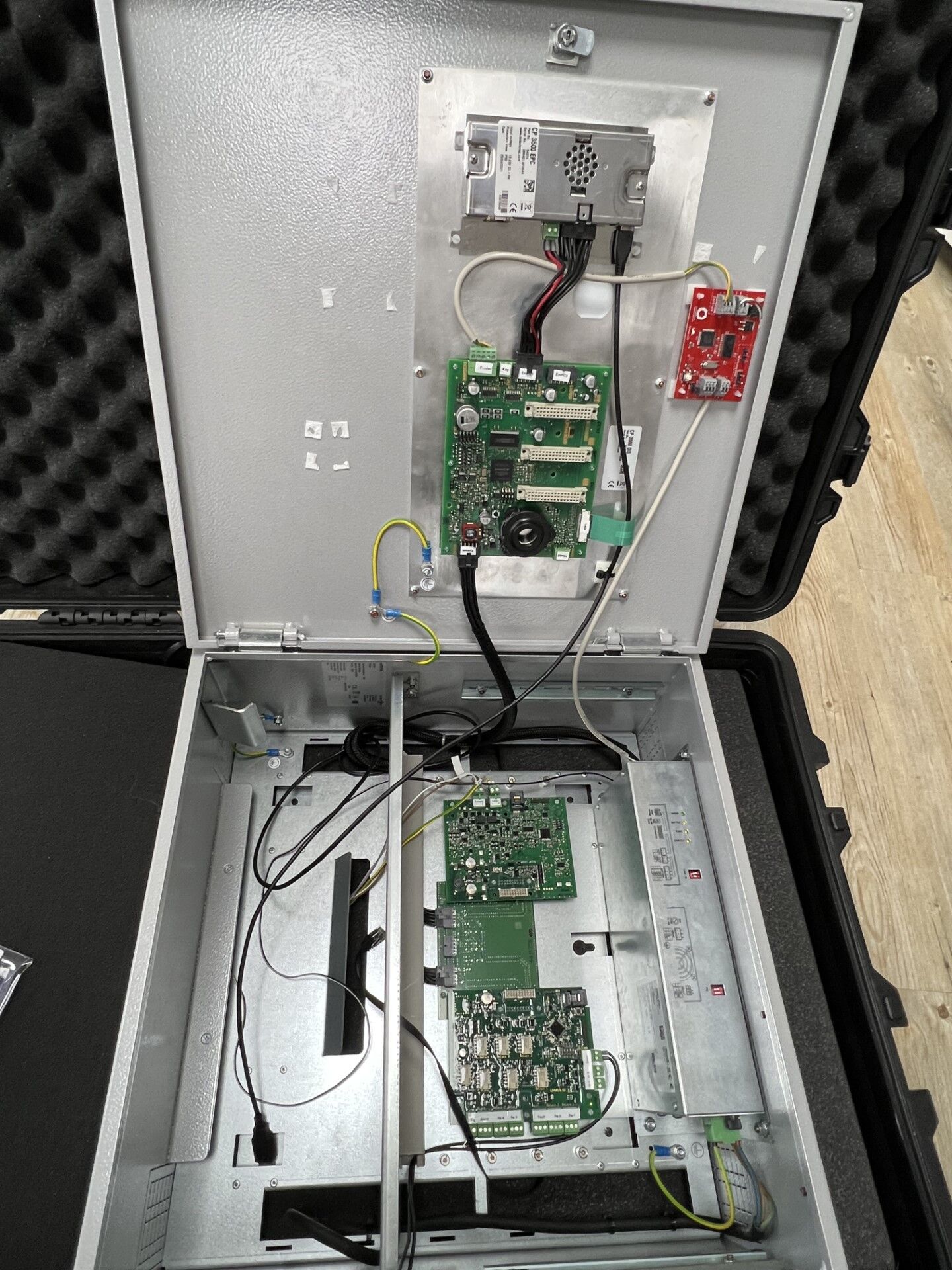 Adapter, Spannung